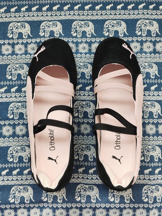 Shoes - Puma Speedcat Series Black And Pink Ballet Flats